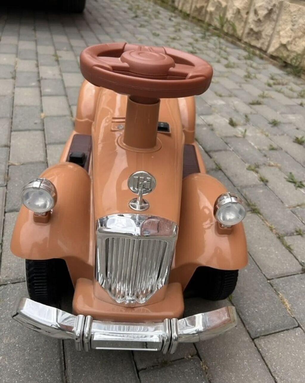 Uşaq üçün klassik stilə sahib minik maşını (ride-on). Yenidir 2 defe — Oyuncaqlar, Saray (2)