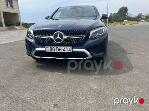 Mercedes GLC 300 4MATIC Coupe, 2.0 L, 2019 il, 76 000 km