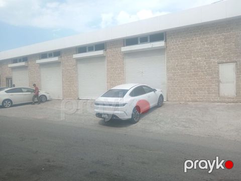 Kirayə afto servis 4 bokslu tam şəraitli əlavə ehtiyyat hissələri