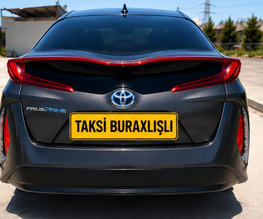 Toyota Prius Prime, 1.8 L, 8.8 kWh, 2017 il, 105 000 km — Avtomobillər, Bakı (2)