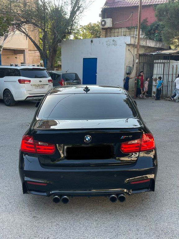 BMW 320, 2.0 L, 2015 il, 299 000 km — Avtomobillər, Bakı (2)