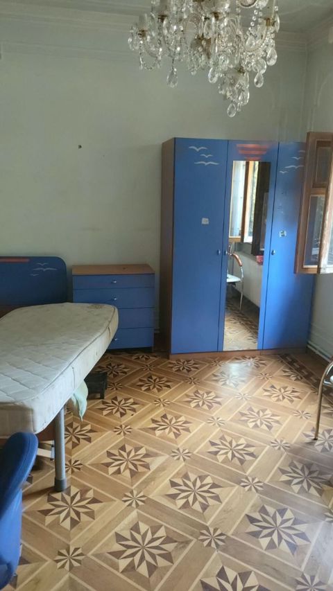 Hamisi bir arada 250 AZNTəcili pul ehtiyac olduğu üçün bu qiymətə — Xırdalan