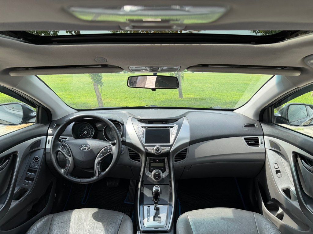 Hyundai Elantra, 1.8 L, 2012 il, 249 770 km — Avtomobillər, Bakı (10)