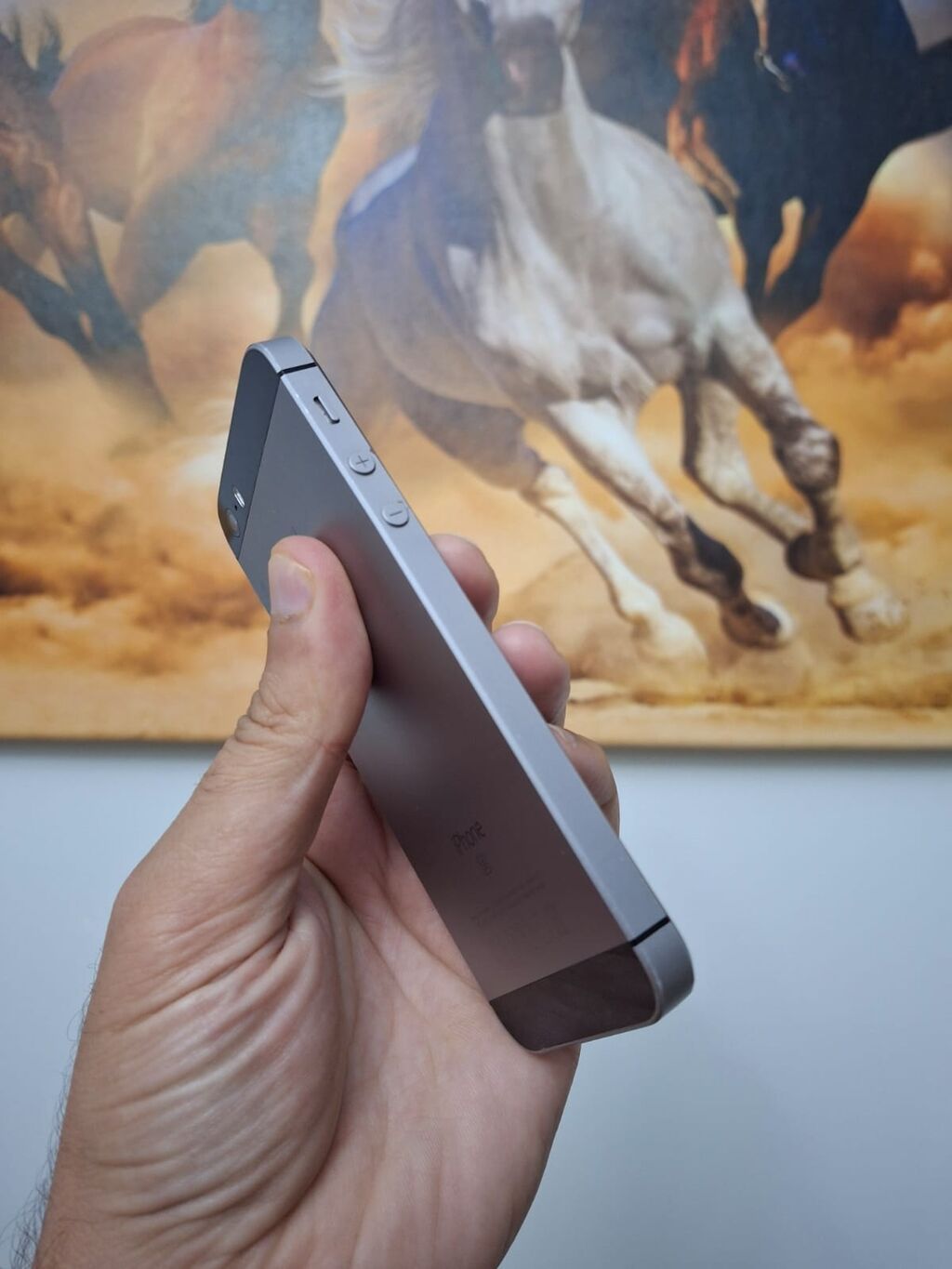 IPhone SE, 32 GB, Qara, Barmaq izi — Apple iPhone, Masazır (6)
