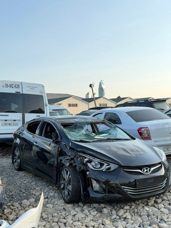 Hyundai Elantra, 1.8 L, 2015 il, 166 567 km — Avtomobillər, Bakı (2)