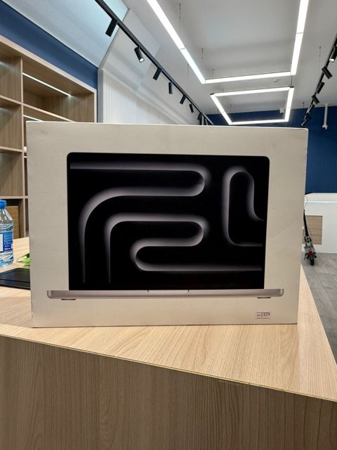 Apple MacBook Pro M5 16/1TB 14-inch — Bakı