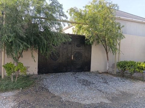 Satılır 3 otaqlı həyət evi/bağ evi 120 m² — Bakı