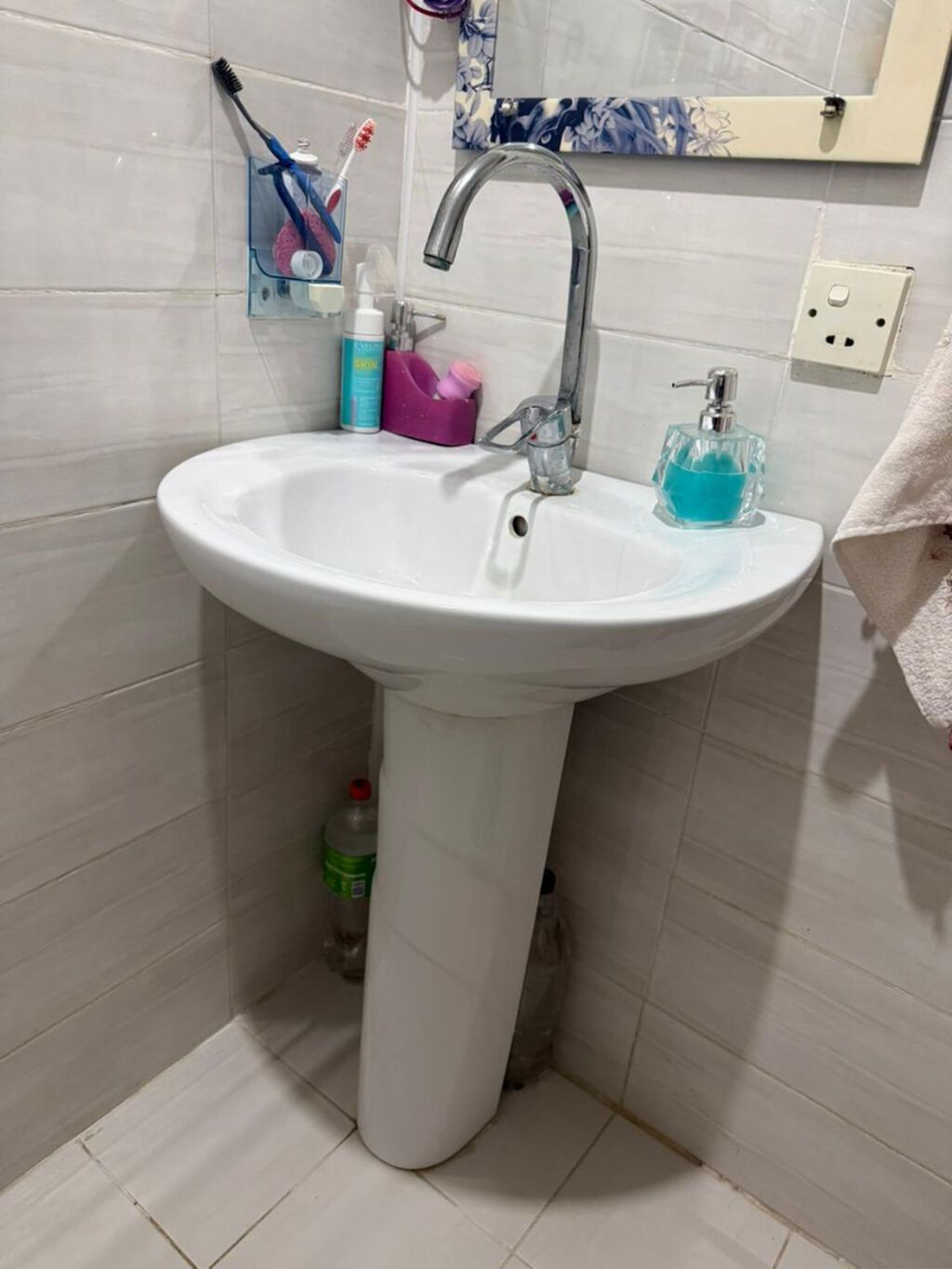 Pedestal tipli hamam/lavabo komplekti - Dairəvi formalı, keramik — Santexnika, Bakı (3)
