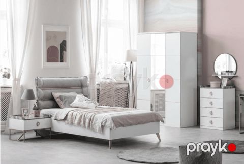 Gənc dəsti Gala Loft Gold — Bakı
