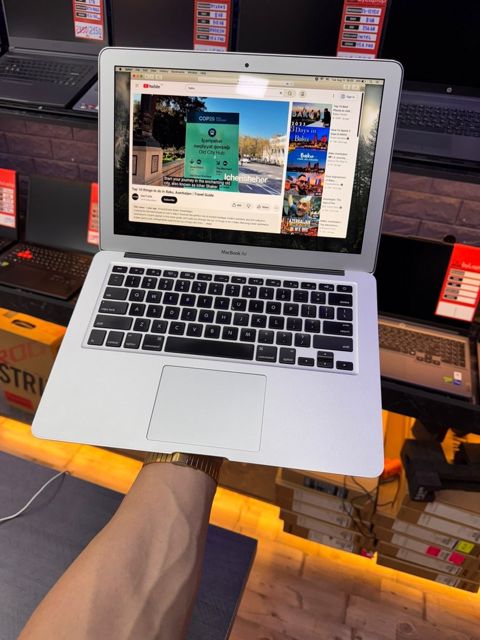 Apple Macbook Air 13 — Bakı