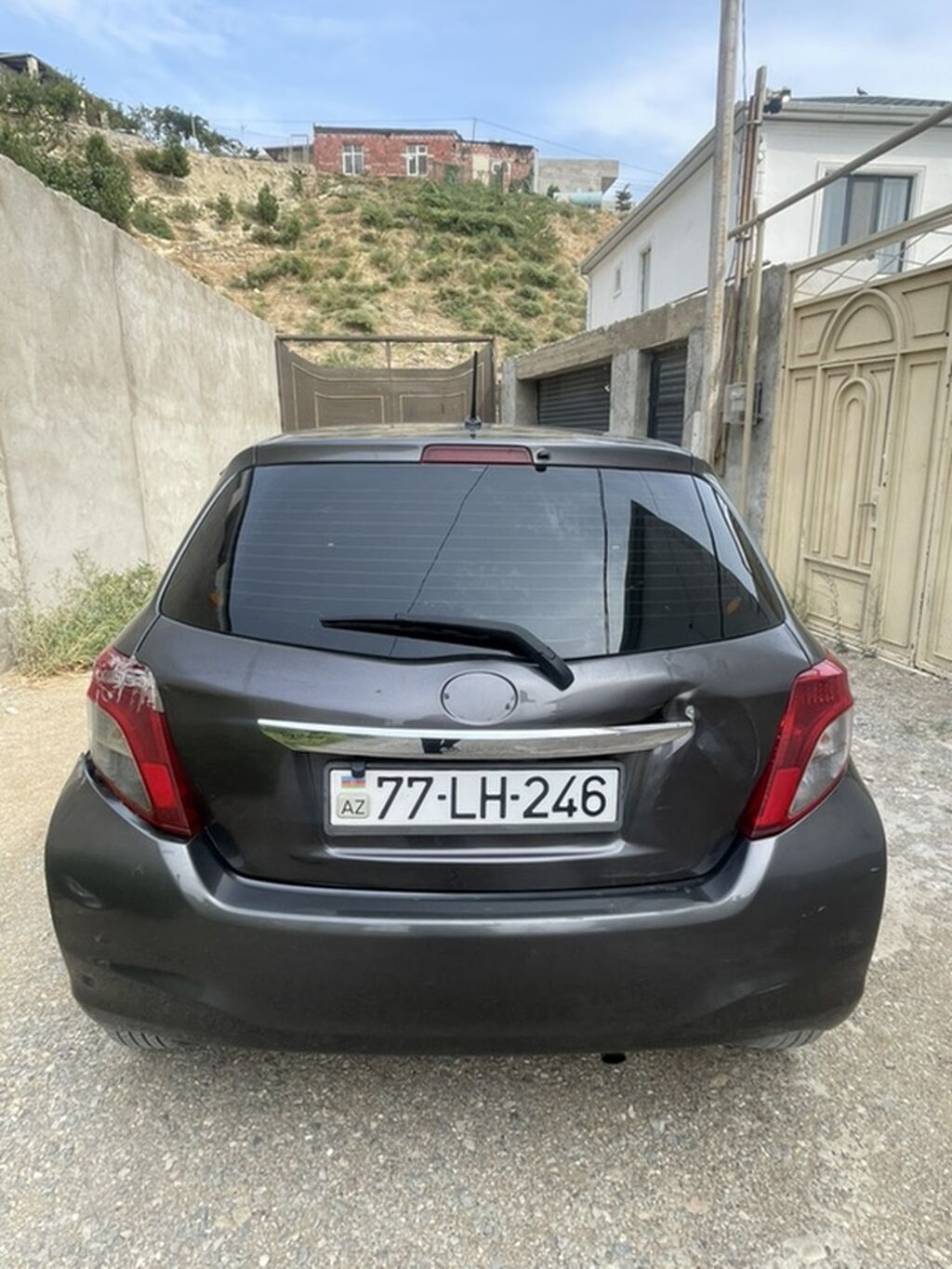 Toyota Yaris hatchback - Kuzov: 5 qapılı hatchback, tünd boz rəng — Avto, Bakı (3)
