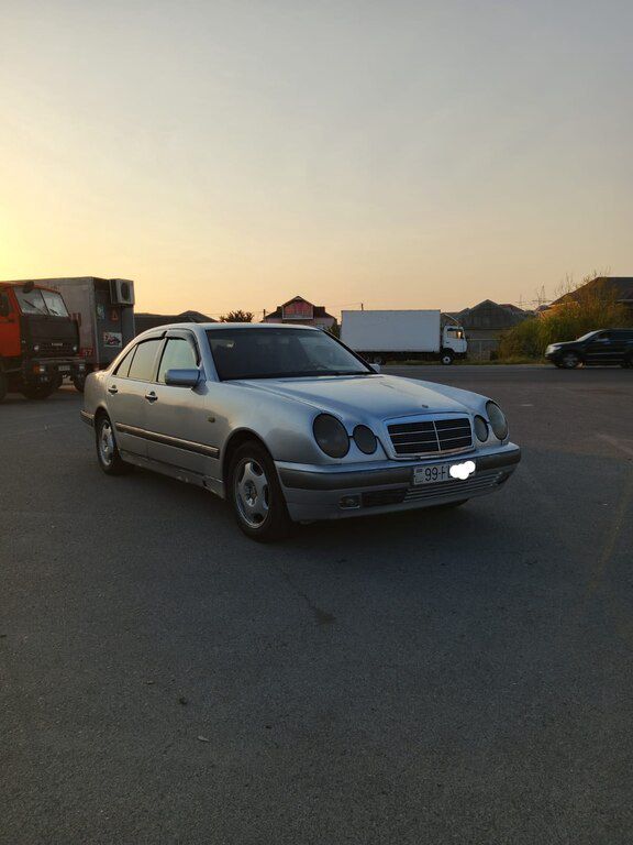 Mercedes E 220, 2.2 L, 1998 il, 350 000 km — Avtomobillər, Bakı (3)