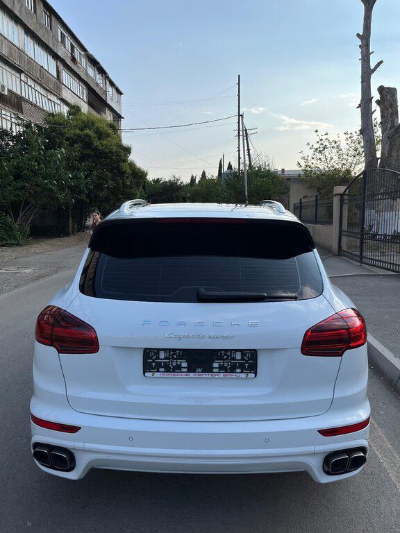 Porsche Cayenne Turbo, 4.8 L, 2015 il, 118 100 km — Avtomobillər, Gəncə (3)