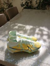 Nike Zoom Mercurial futbol bütxası - Model: Nike Air Zoom Mercurial — Игры с мячом