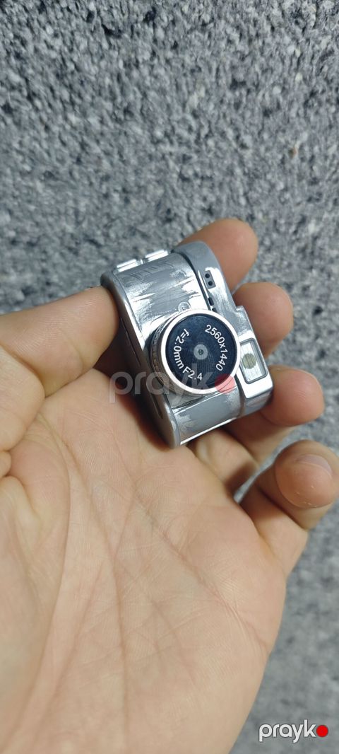 Mini rəqəmsal kamera – 2K video və foto - Kompakt ölçü: ovuc içinə
