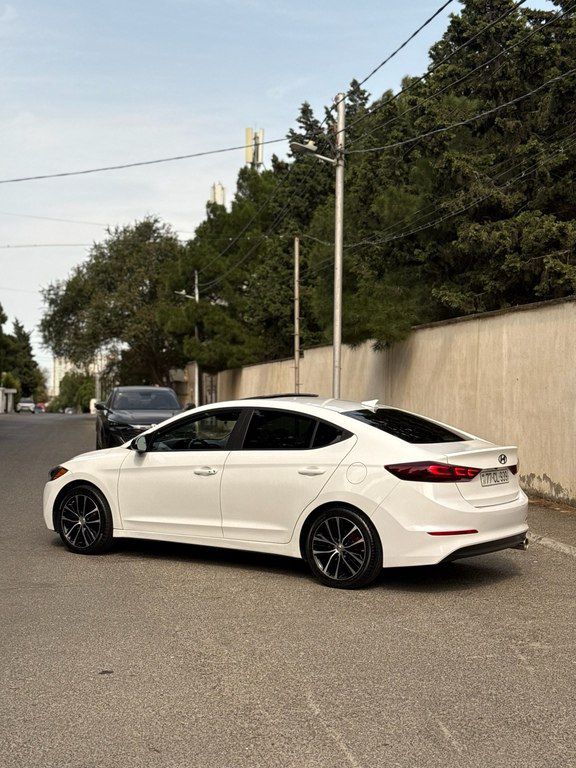 Hyundai Elantra, 2.0 L, 2018 il, 168 981 km — Avtomobillər, Bakı (4)
