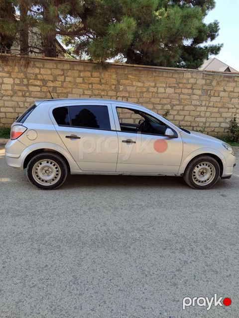 Opel Astra: 1.3 l 2006 il 377000 km Hetçbek — Gəncə