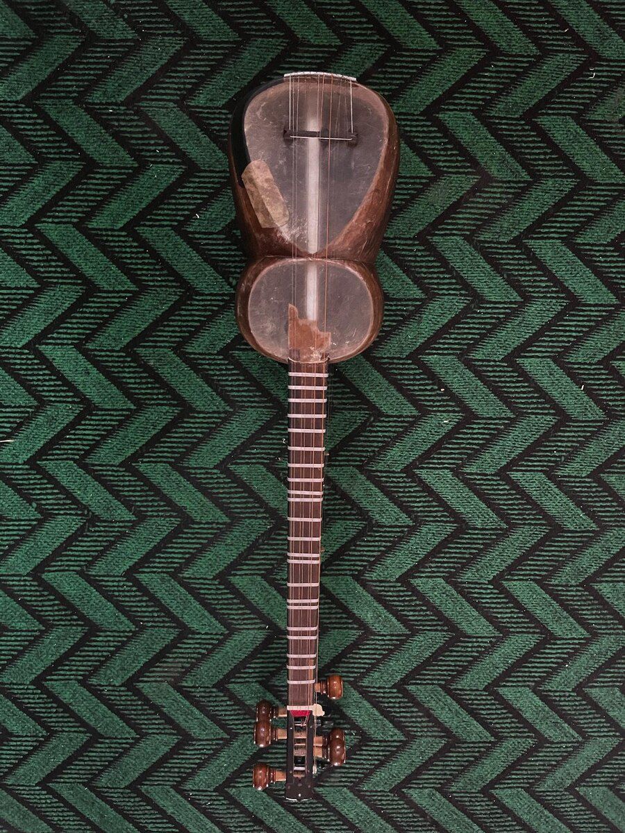 Tar — Musiqiə alətləri, Şabran