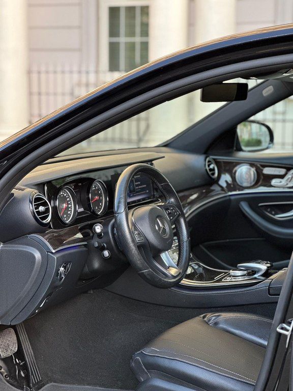 Mercedes E 300, 2.0 L, 2016 il, 190 000 km — Avtomobillər, Bakı (7)