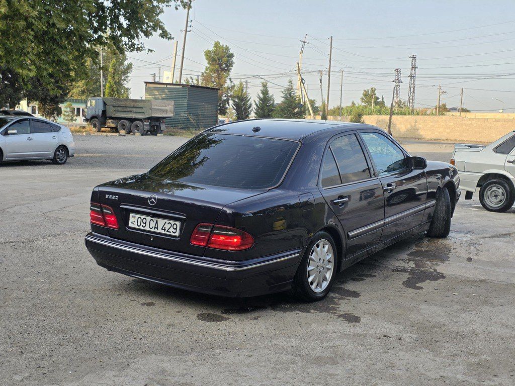 Mercedes E 320, 3.2 L, 2001 il, 436 000 km — Avtomobillər, Bərdə (5)