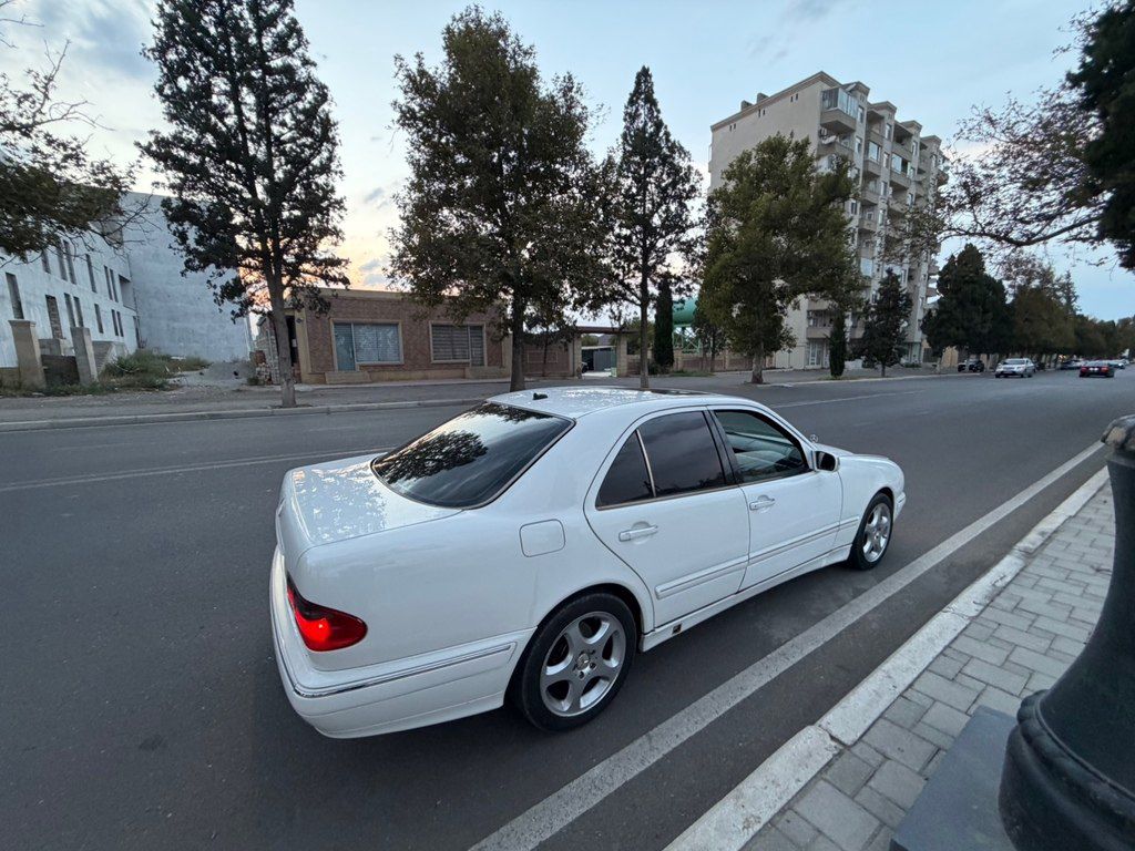 Mercedes E 220, 2.2 L, 2001 il, 372 000 km — Avtomobillər, Gəncə (5)