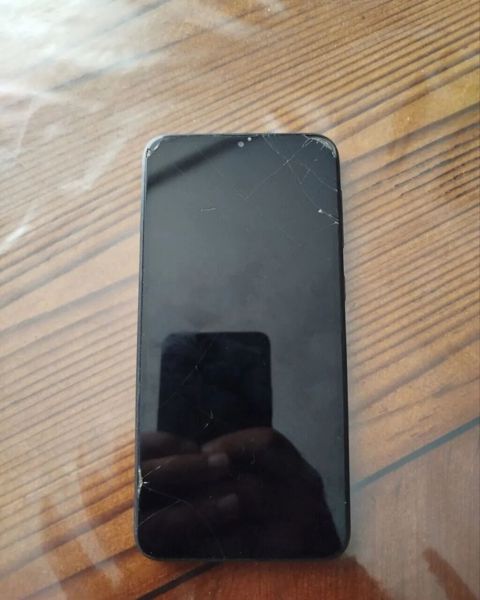 Samsung Galaxy A10, 32 GB, rəng - Qara — Digah
