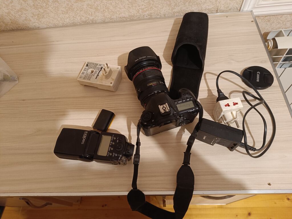 Başlıq: Canon EOS 6D + Canon EF 24-105mm f/4L IS USM + Flaş + Çanta — Elektronika, Bakı (7)