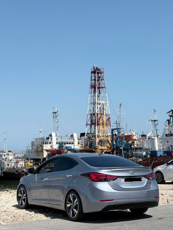 Hyundai Elantra, 1.8 L, 2015 il, 170 500 km — Avtomobillər, Bakı (8)