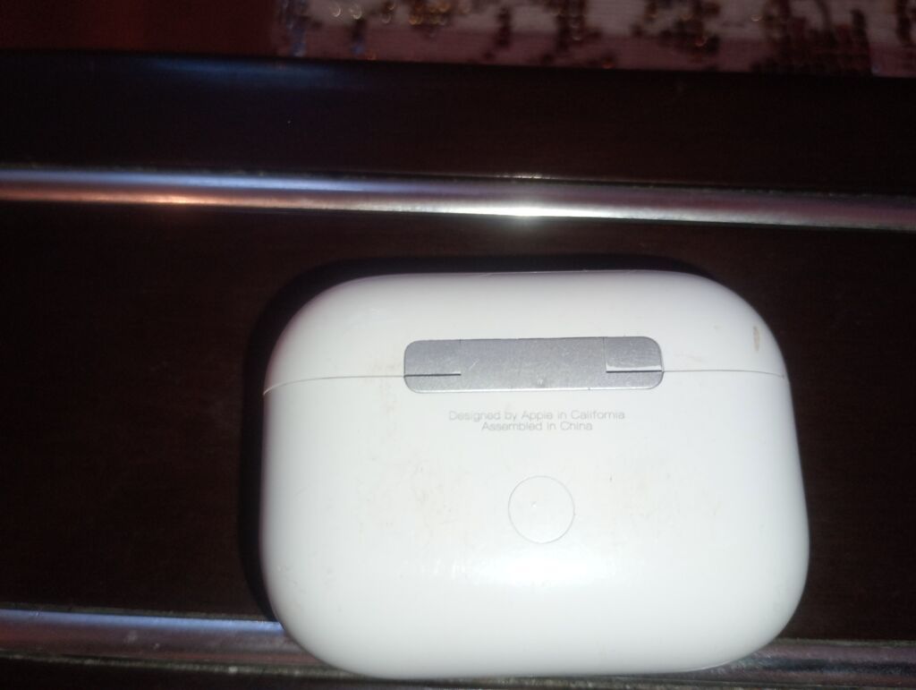 Simsiz şarj cihazı Apple, İşlənmiş — Şarj cihazları, Xırdalan (4)