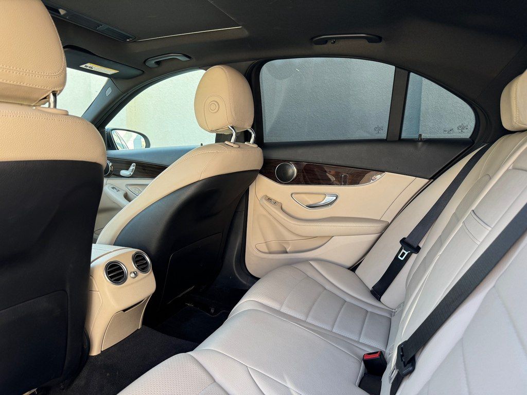 Mercedes C 300, 2.0 L, 2018 il, 34 000 km — Avtomobillər, Bakı (12)