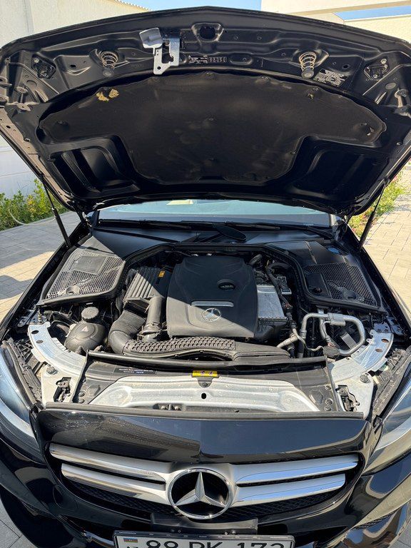 Mercedes C 300, 2.0 L, 2018 il, 34 000 km — Avtomobillər, Bakı (4)