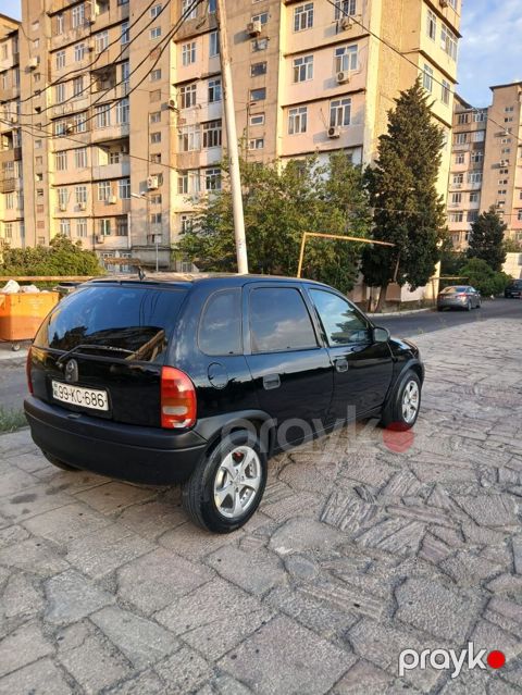 Opel Vita: 1.4 l 1999 il 189000 km Hetçbek