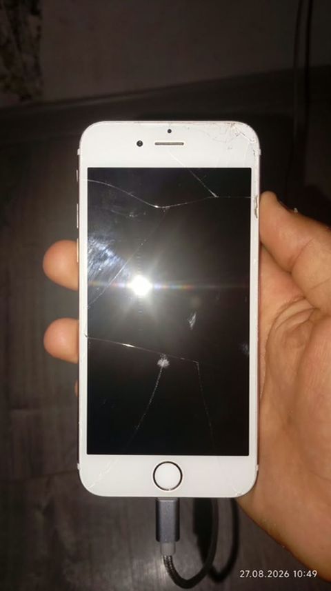 IPhone 6s, Rose Gold, Qırıq — Xırdalan