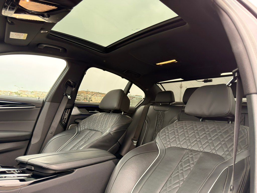 BMW 530e, 2.0 L, 12 kWh, 2022 il, 51 000 km — Avtomobillər, Bakı (9)