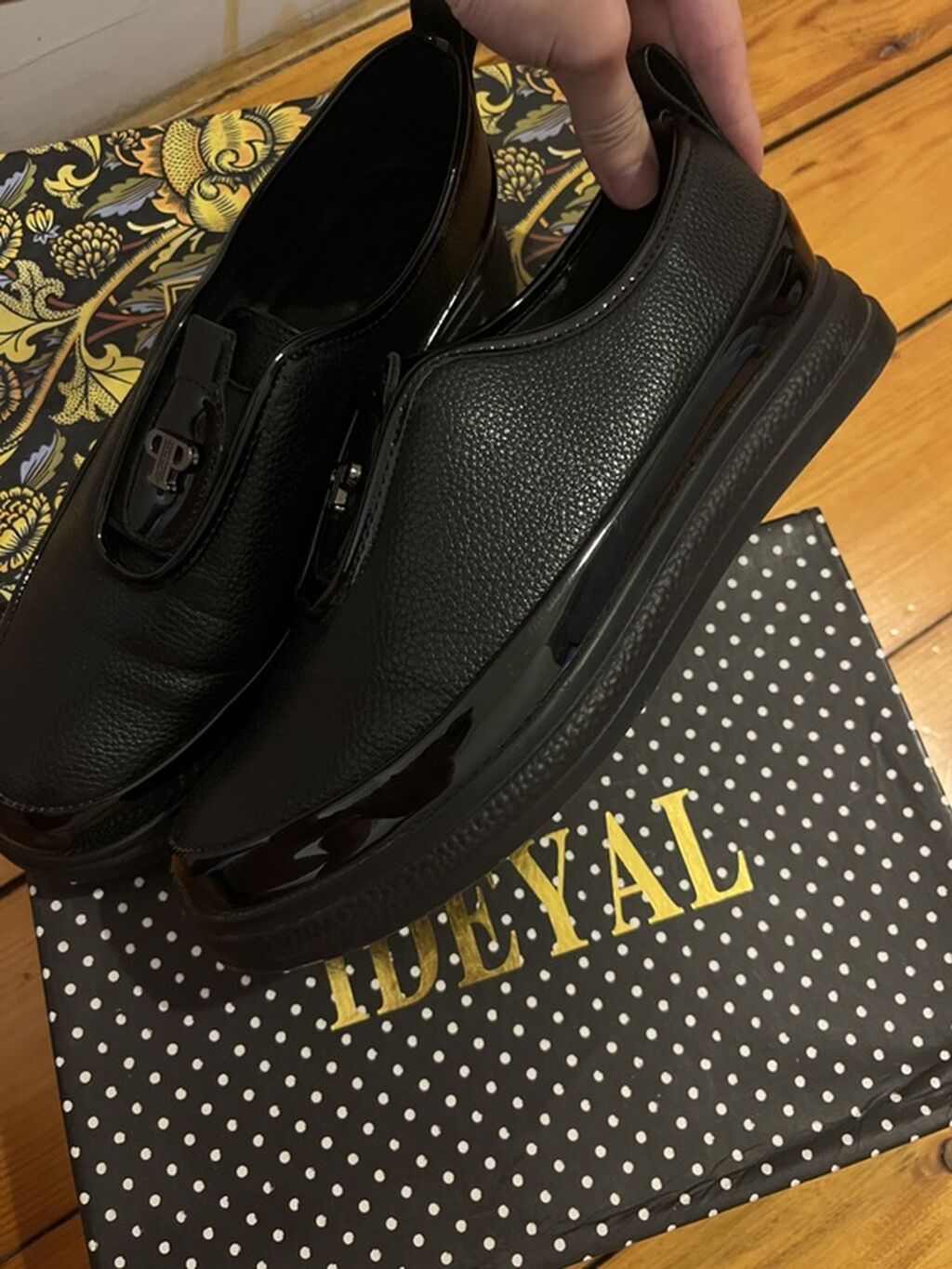 Qadın ayaqqabısı – qara slip-on model Razmer 39 45 azn ə alınıb — Şəxsi əşyalar, Bakı (5)