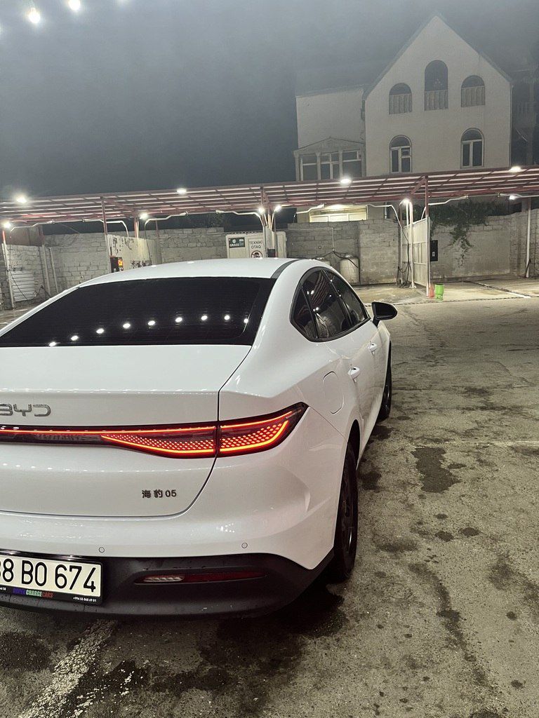 BYD Seal 05, 1.5 L, 7.68 kWh, 2025 il, 4 000 km — Avtomobillər, Bakı (3)