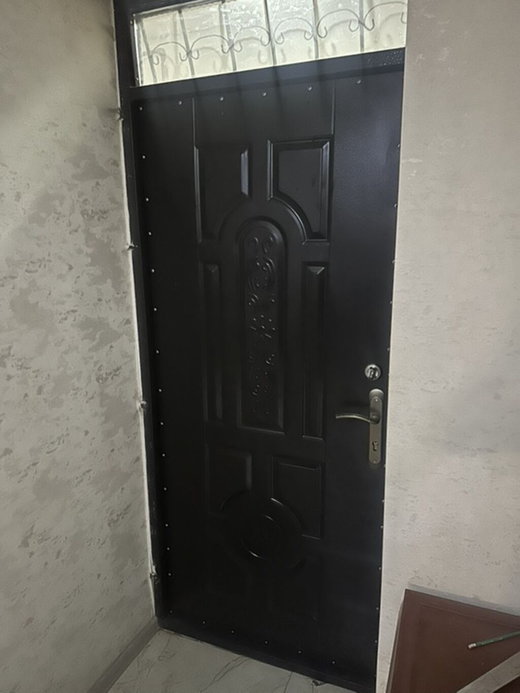 Metall qapı – dekorativ relyefli, klassik dizayn - Material: qalın — Mallar, Bakı (3)