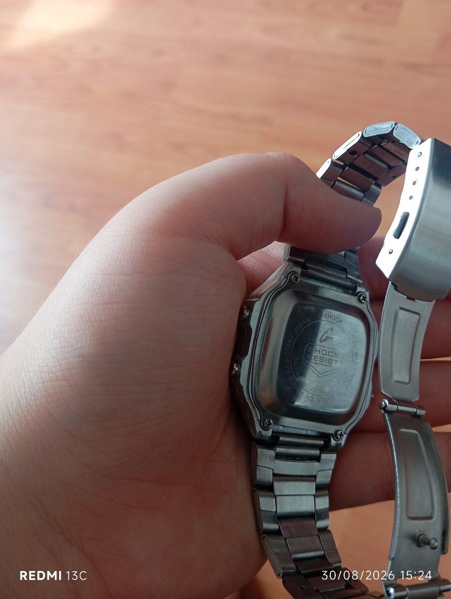 Casio G-Shock qol saatı — Şəxsi əşyalar, Bakı (2)