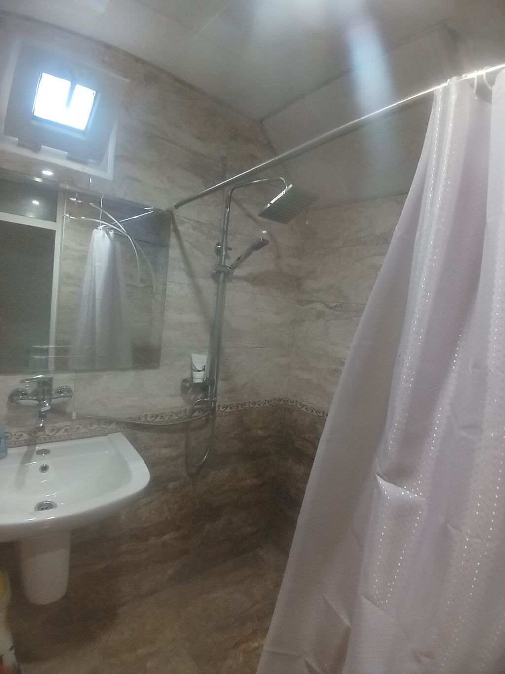 4 otaqlı mənzil – zövqlü interyer və tam mebel Xüsusiyyətlər: - Geniş — Daşınmaz əmlak, Bakı (5)