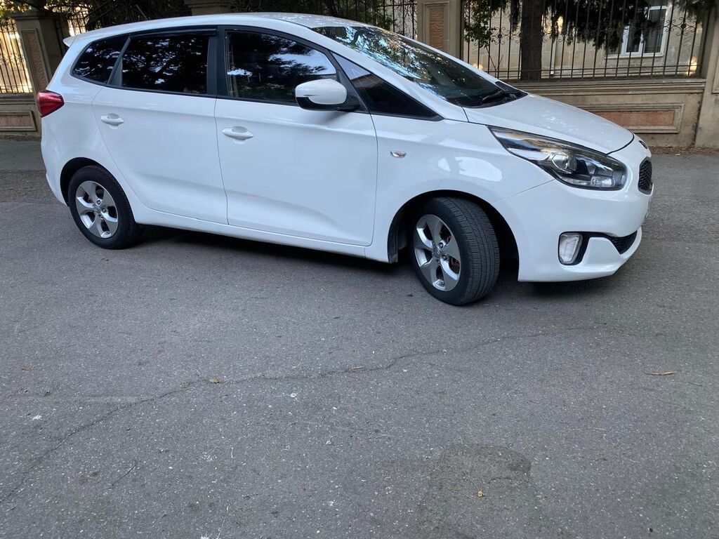 Kia Carens: 1.7 l 2014 il Universal — Avto, Bakı (3)