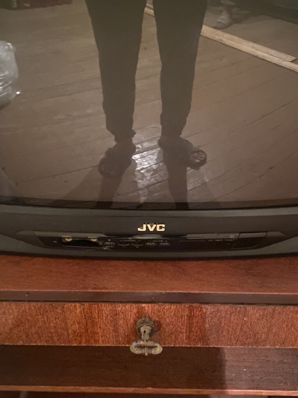 JVC televizor+ euromax krosna aparatı birlikdə satılır. Hər ikisi — Televizorlar, Masazır (5)