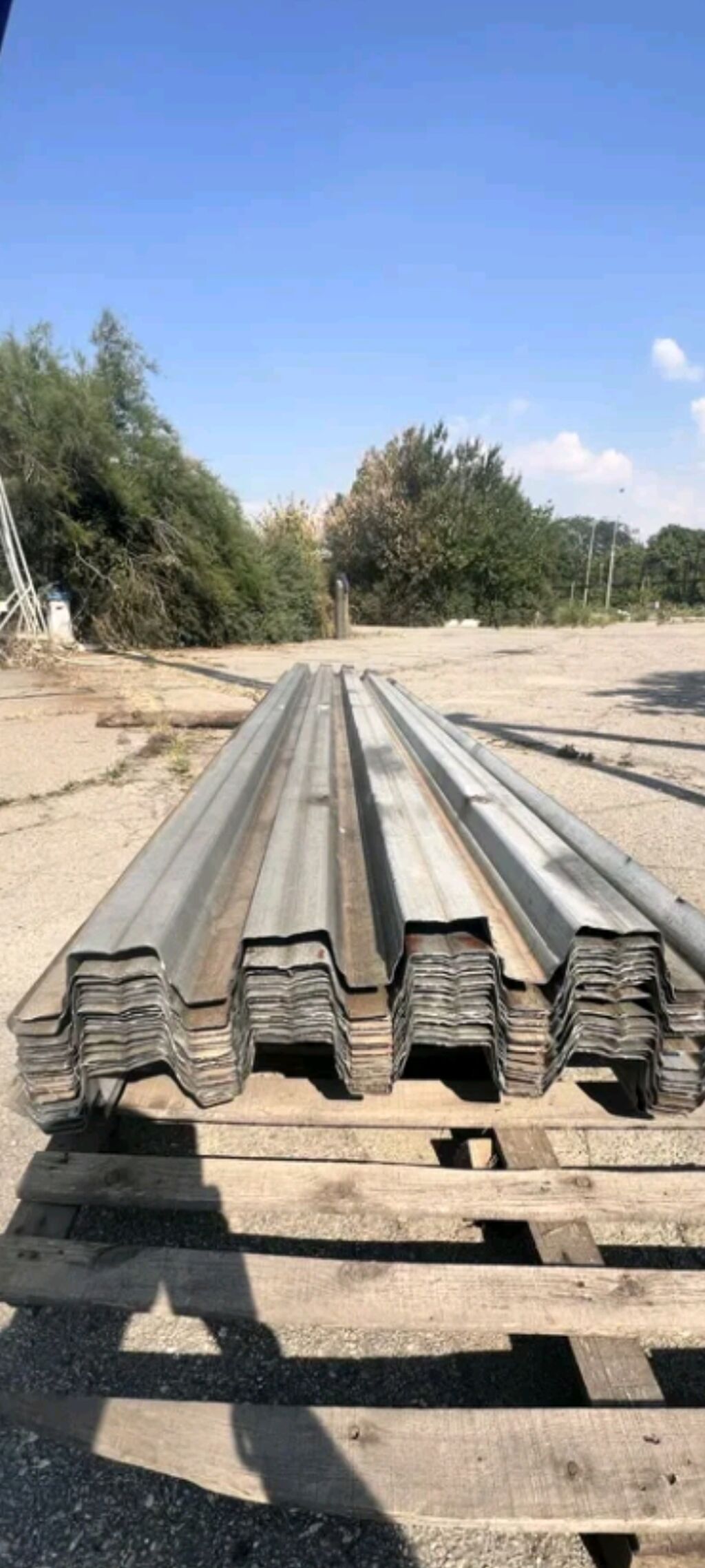Hasar üçün stenkası 80mm qalın profnastillerdi uzunlugu 6 metrə bir — Dam örtükləri, Bakı (3)