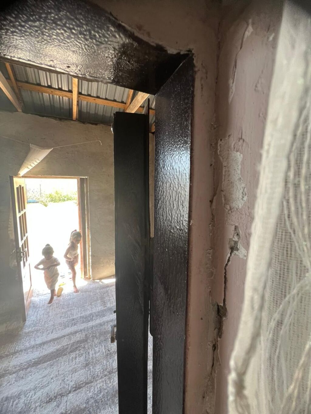Metall qapı dəsti - Material: kənarları və çərçivəsi metaldan, iç — Mallar, Digah (3)