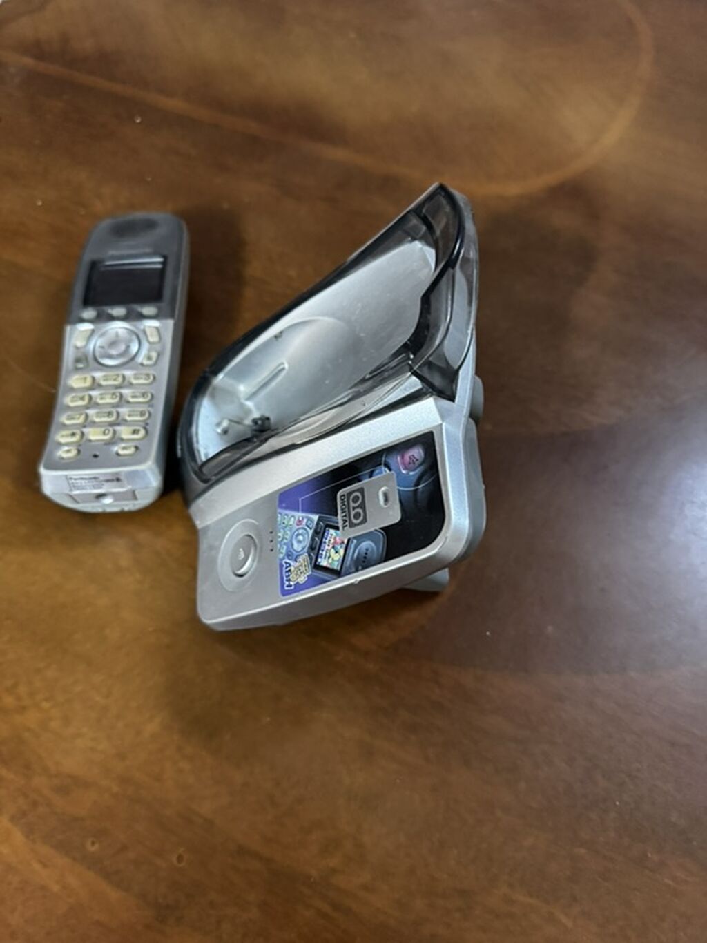 Panasonic KX-TG2050MLS simsiz ev/ofis telefonu və baza stansiyası — Elektronika, Bakı (3)