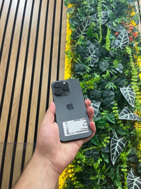 Apple iPhone 15 Pro Black Titanium 256GB/8GB — Bakı
