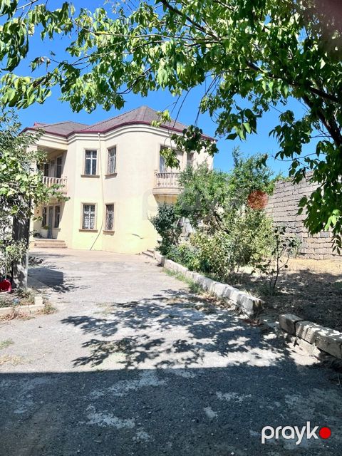 Həyət evi, Binəqədi r