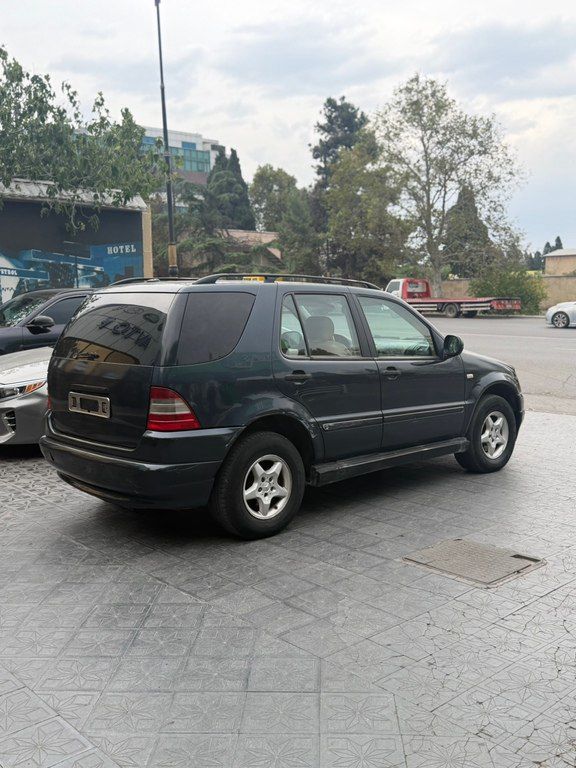 Mercedes ML 320, 3.2 L, 2003 il, 223 000 km — Avtomobillər, Gəncə (4)