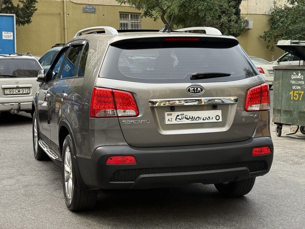 Kia Sorento, 2.0 L, 2010 il, 279 000 km — Avtomobillər, Bakı (12)