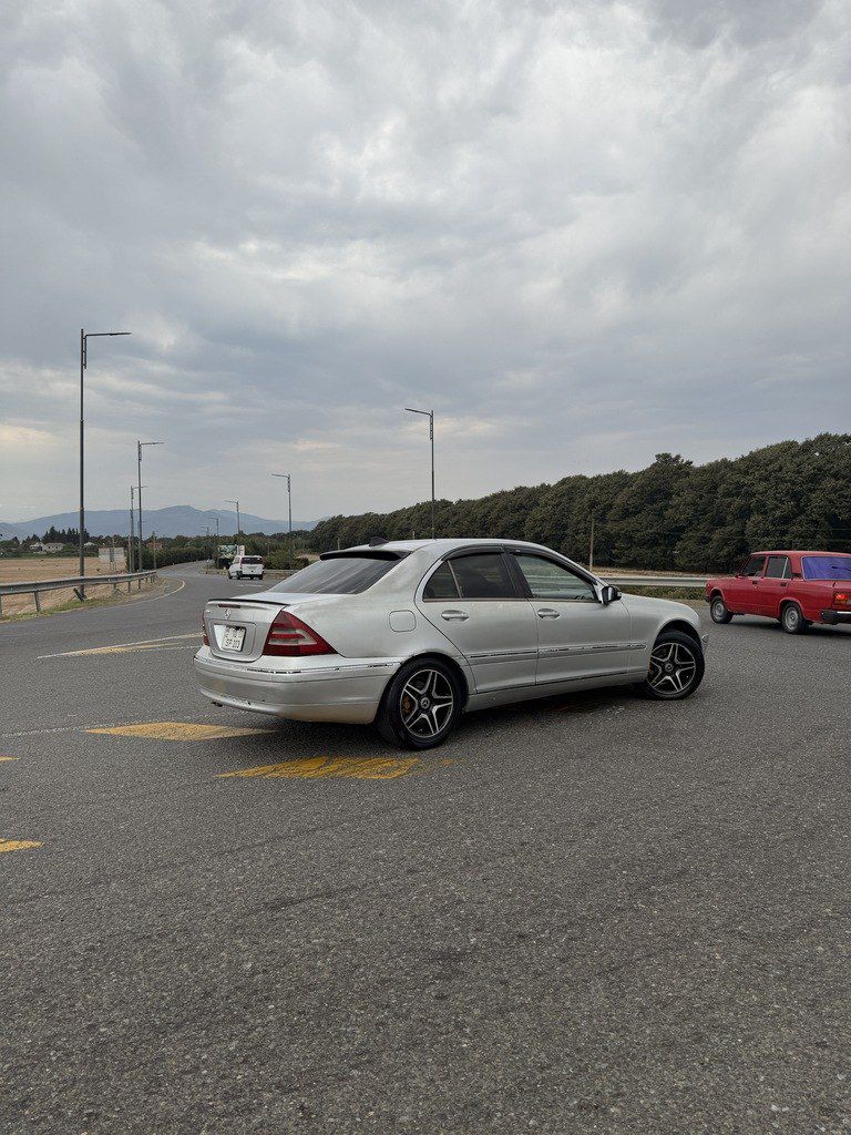 Mercedes C 200, 2.0 L, 2001 il, 358 000 km — Avtomobillər, Bakı (3)