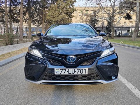 Toyota Camry, 2.5 L, 1.016 kWh, 2023 il, 81 500 km — Bakı